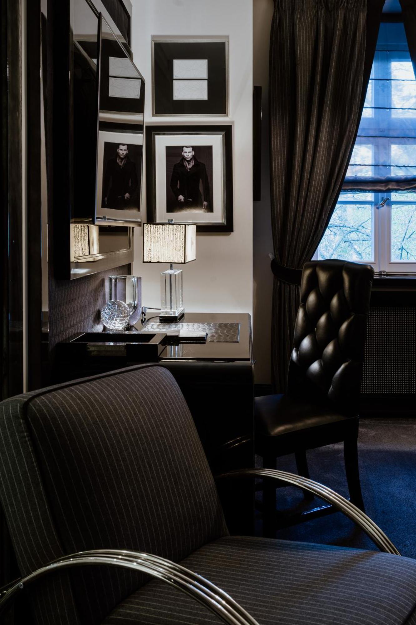 Schlosshotel 柏林 外观 照片 The interior of the club